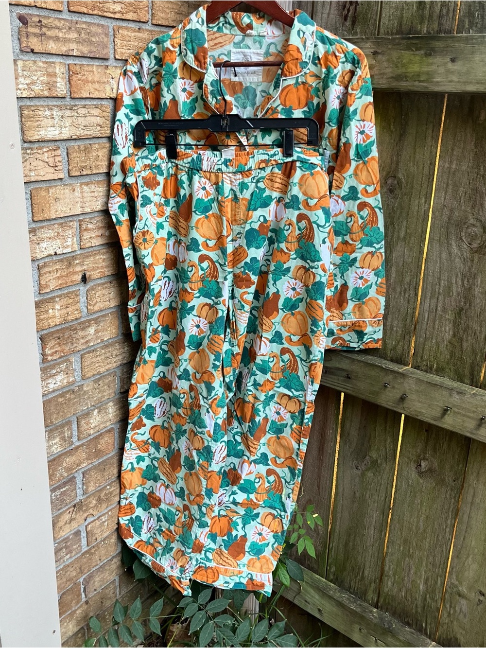 Printfresh Pumpkin-Print Pajama Set in Orange & Green